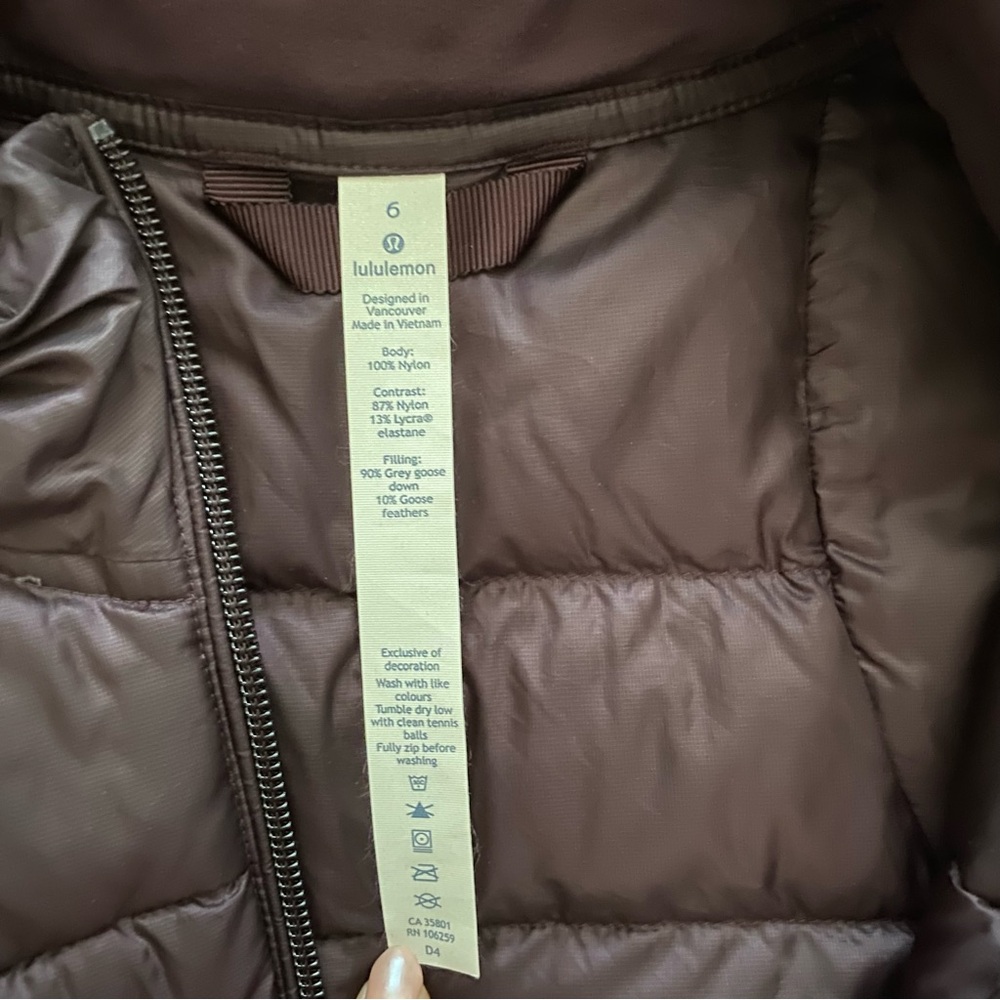 Lululemon Down for a Vest II - Picture 4 of 15